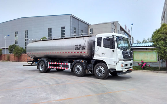 18立方鮮奶運輸車